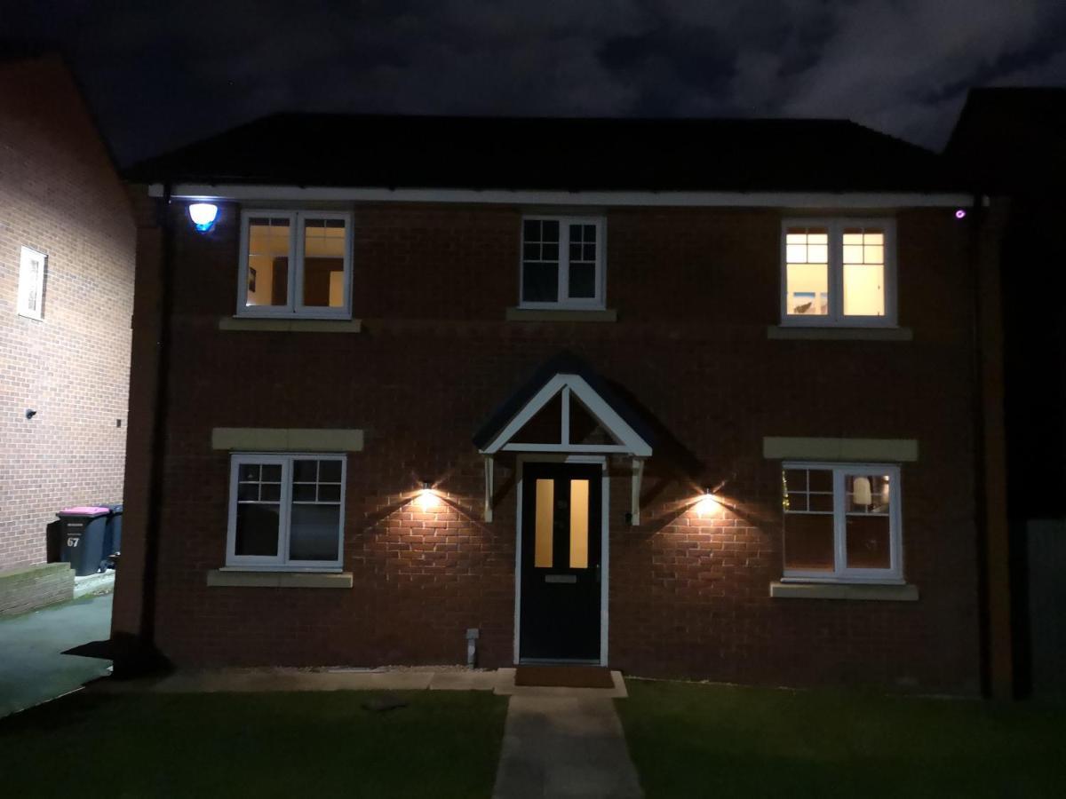 Apartamento Nightingale Gardens - 4 Bed Detached House - Mánchester Exterior foto