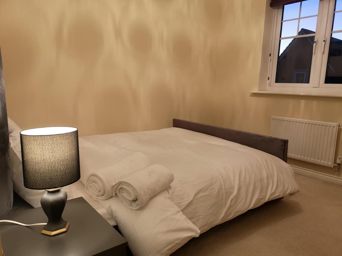 Apartamento Nightingale Gardens - 4 Bed Detached House - Mánchester Exterior foto