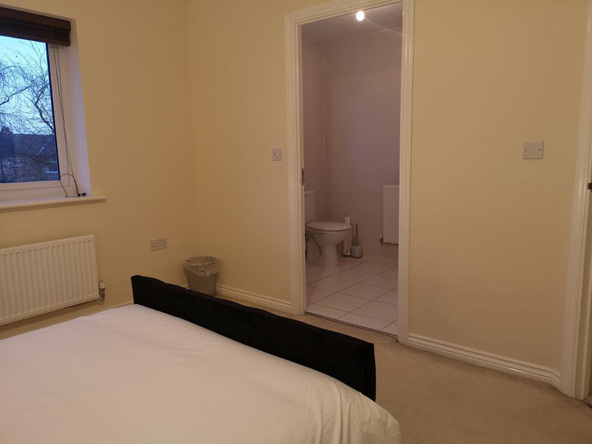 Apartamento Nightingale Gardens - 4 Bed Detached House - Mánchester Exterior foto