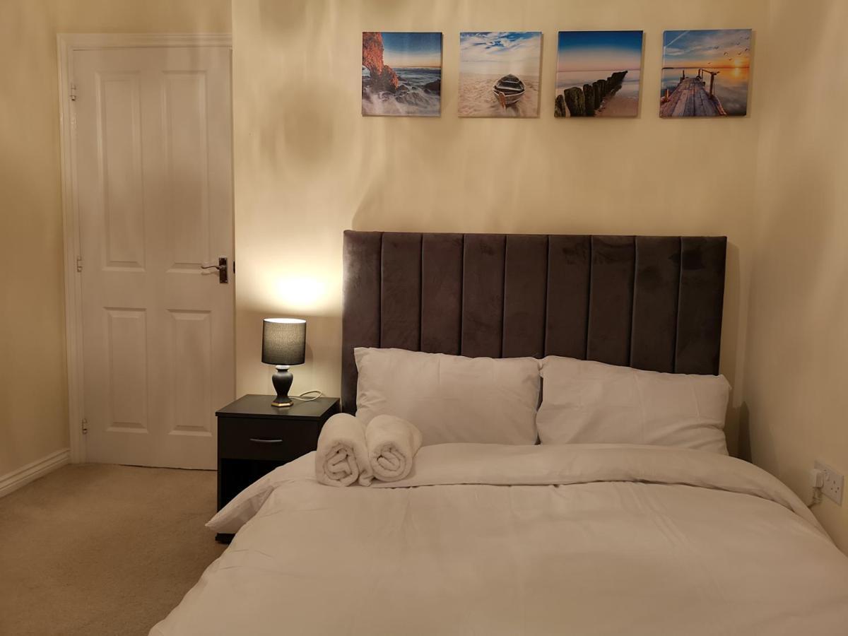 Apartamento Nightingale Gardens - 4 Bed Detached House - Mánchester Exterior foto