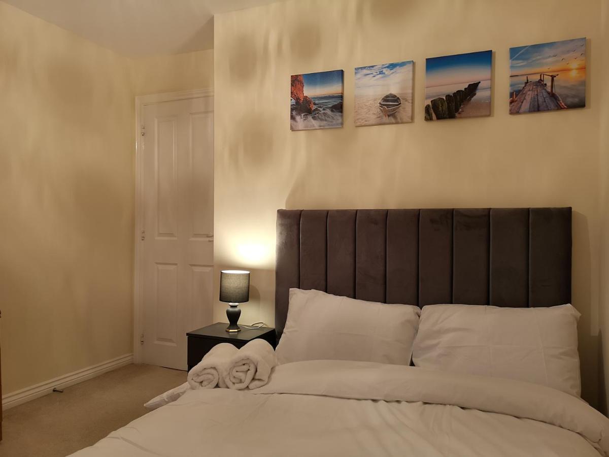 Apartamento Nightingale Gardens - 4 Bed Detached House - Mánchester Exterior foto