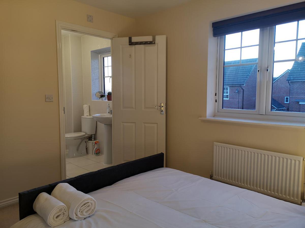 Apartamento Nightingale Gardens - 4 Bed Detached House - Mánchester Exterior foto