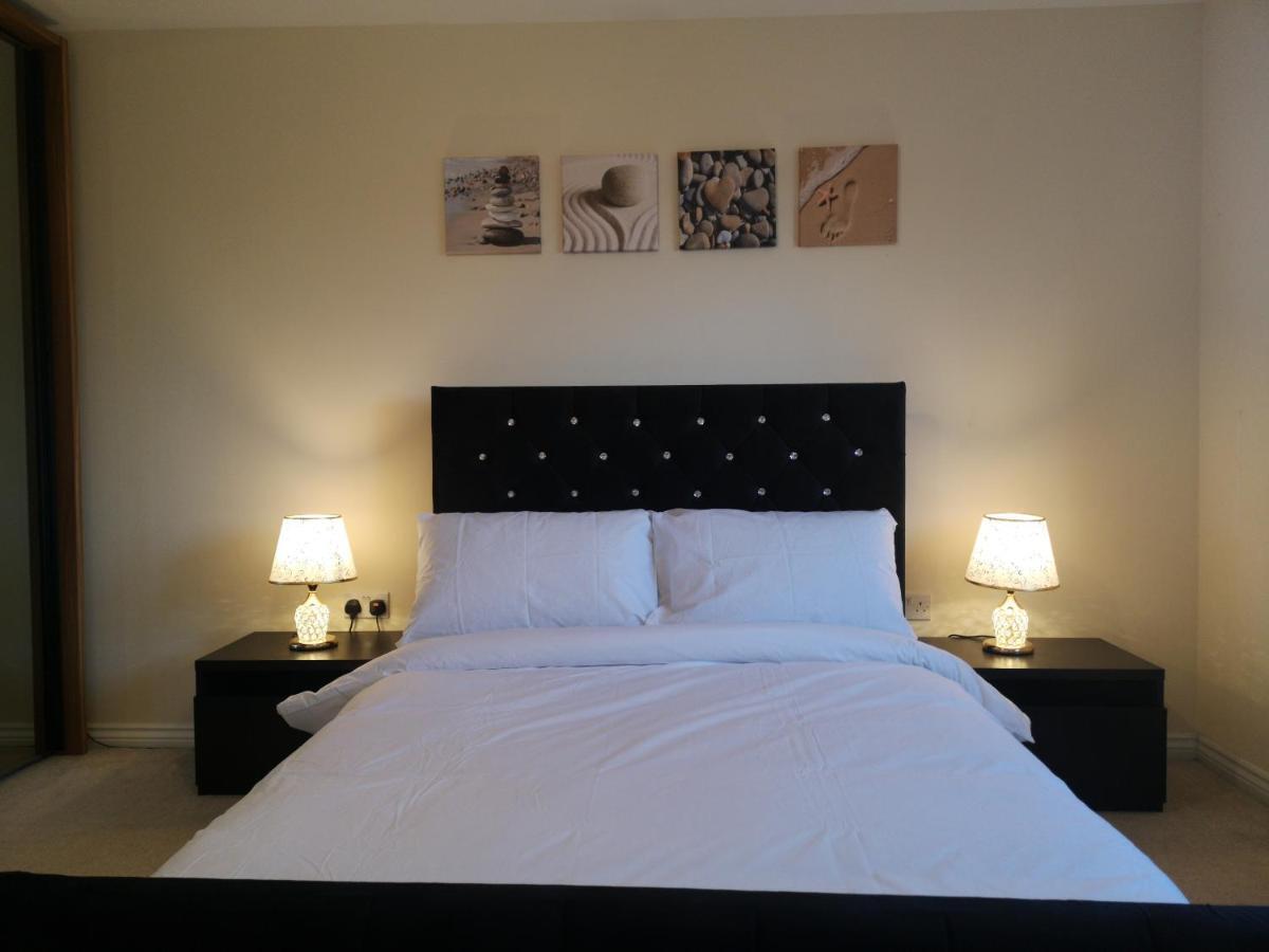 Apartamento Nightingale Gardens - 4 Bed Detached House - Mánchester Exterior foto